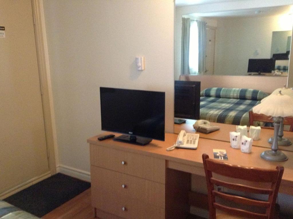 Motel Chevalier Квебек Екстериор снимка