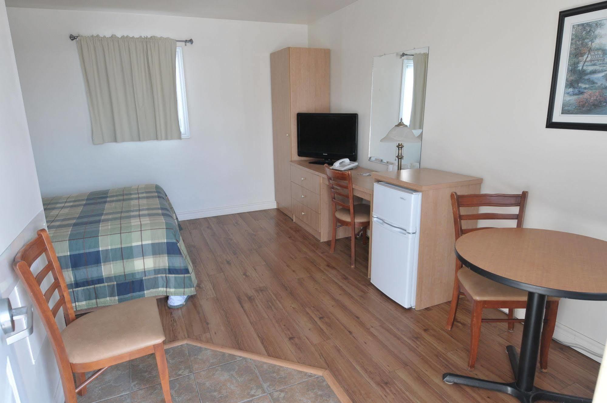 Motel Chevalier Квебек Екстериор снимка