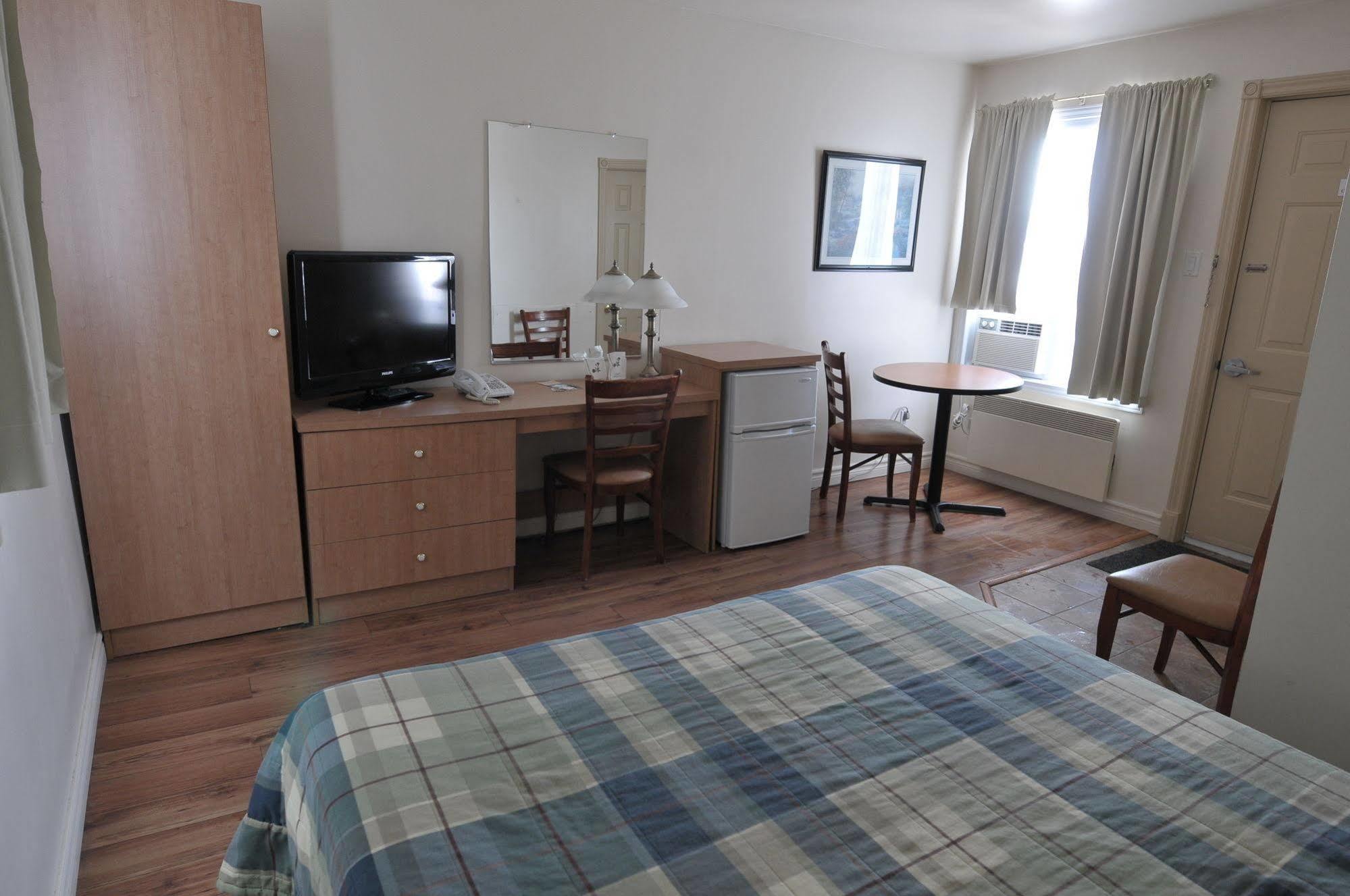 Motel Chevalier Квебек Екстериор снимка